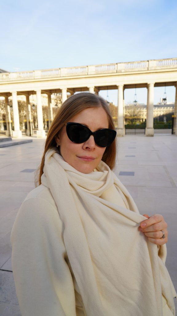 jak dbac o kaszmirowy sweter