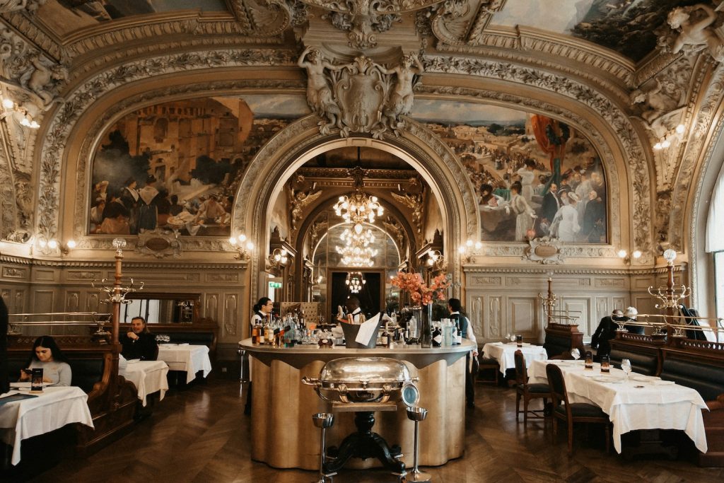 Le Train Bleu - romantyczna restauracja paryska