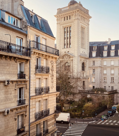 Saint-Germain-des-Prés w Paryżu - elegancka dzielnica na nocleg